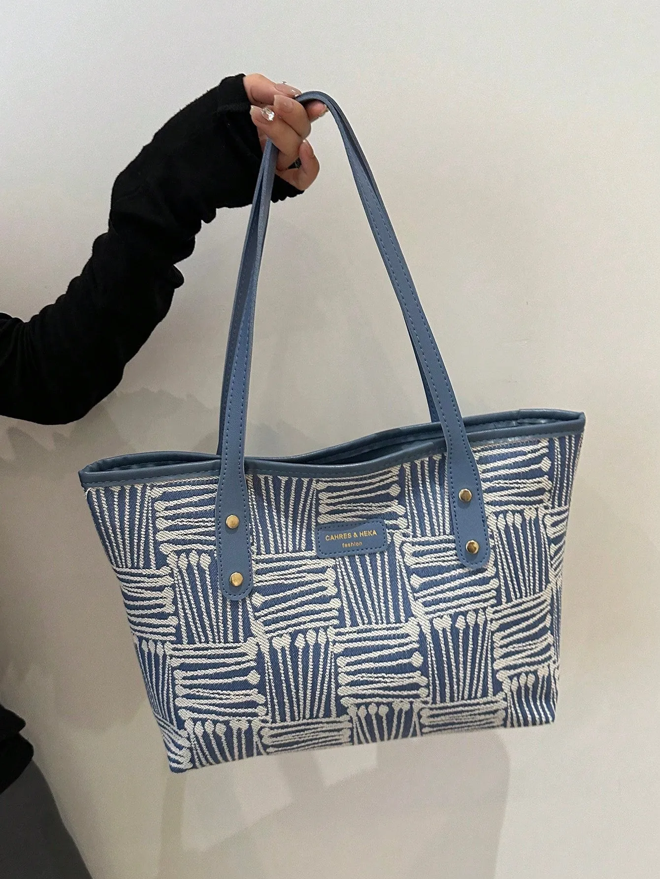 1pc Simple Black Nylon Butterfly Print Rivet Decor Large Capacity Tote Shoulder Handbag For Women