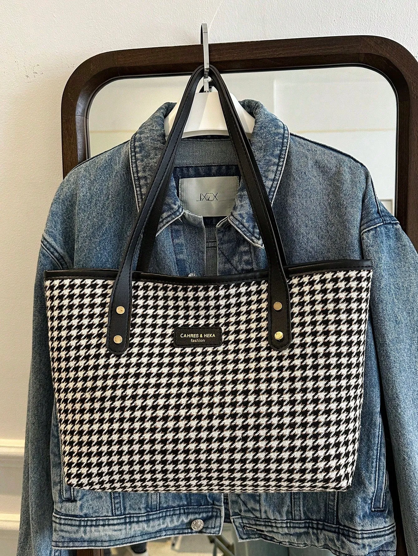 1pc Simple Black Nylon Butterfly Print Rivet Decor Large Capacity Tote Shoulder Handbag For Women