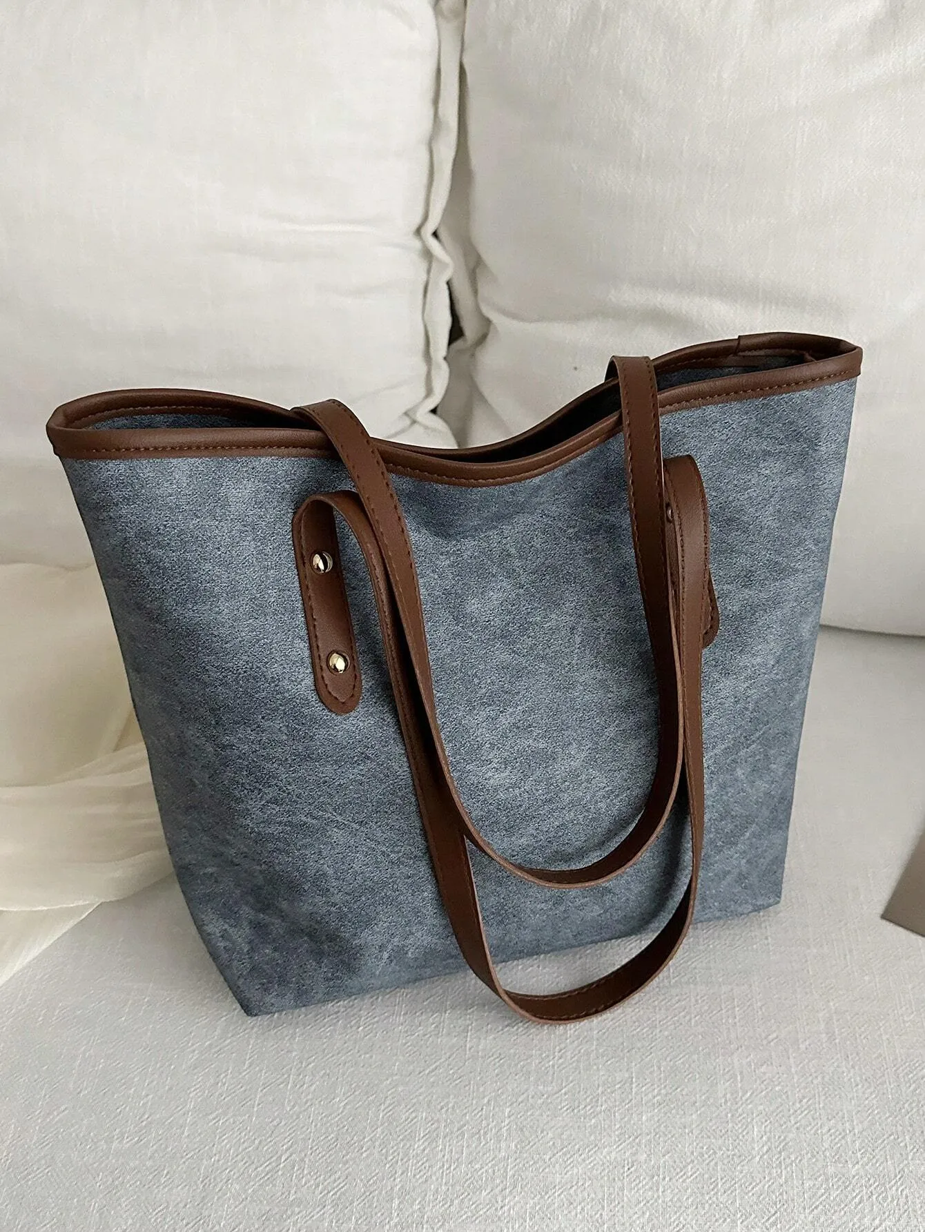 1pc Simple Black Nylon Butterfly Print Rivet Decor Large Capacity Tote Shoulder Handbag For Women