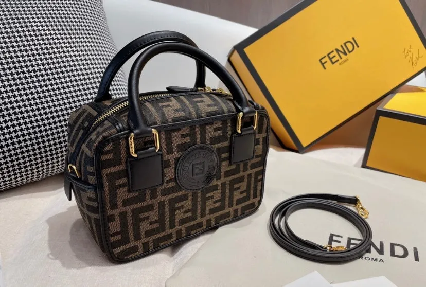 2021 New Fendi ladies