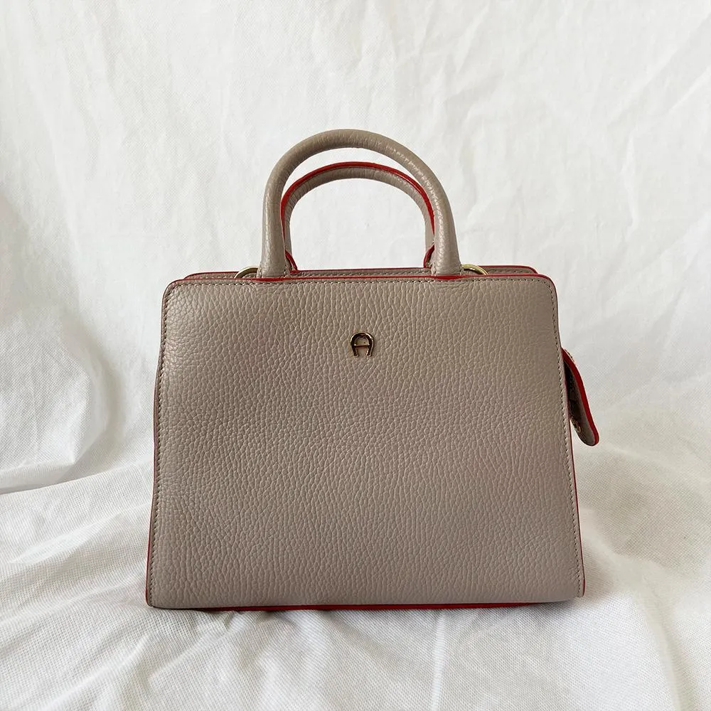 Aigner Cybill dusty beige tote bag red trim with studded strap
