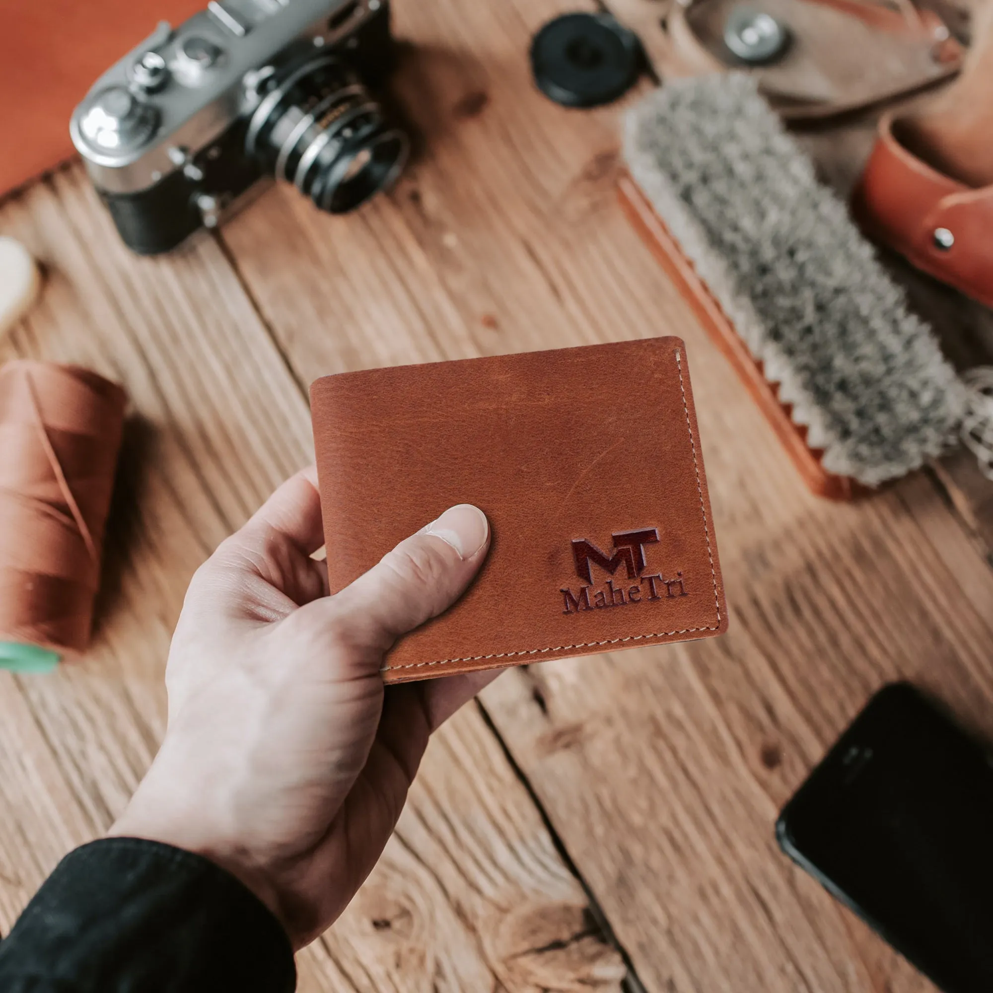 Bi-fold Brown Leather Wallet