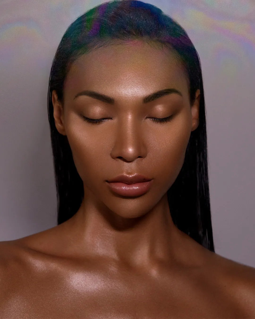 Creature of Light Full-Face Serum Illuminator: Glowing Creature
