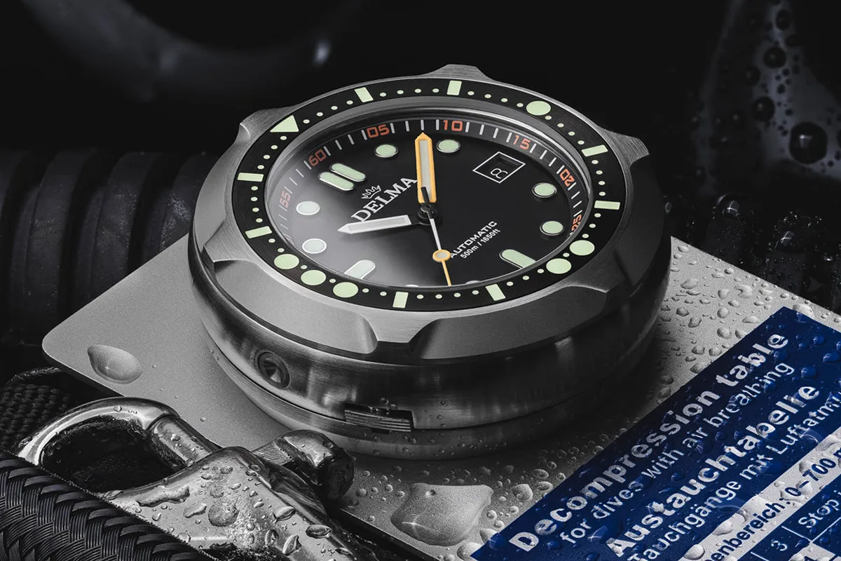 DEL Watch Quattro Black Limited Edition