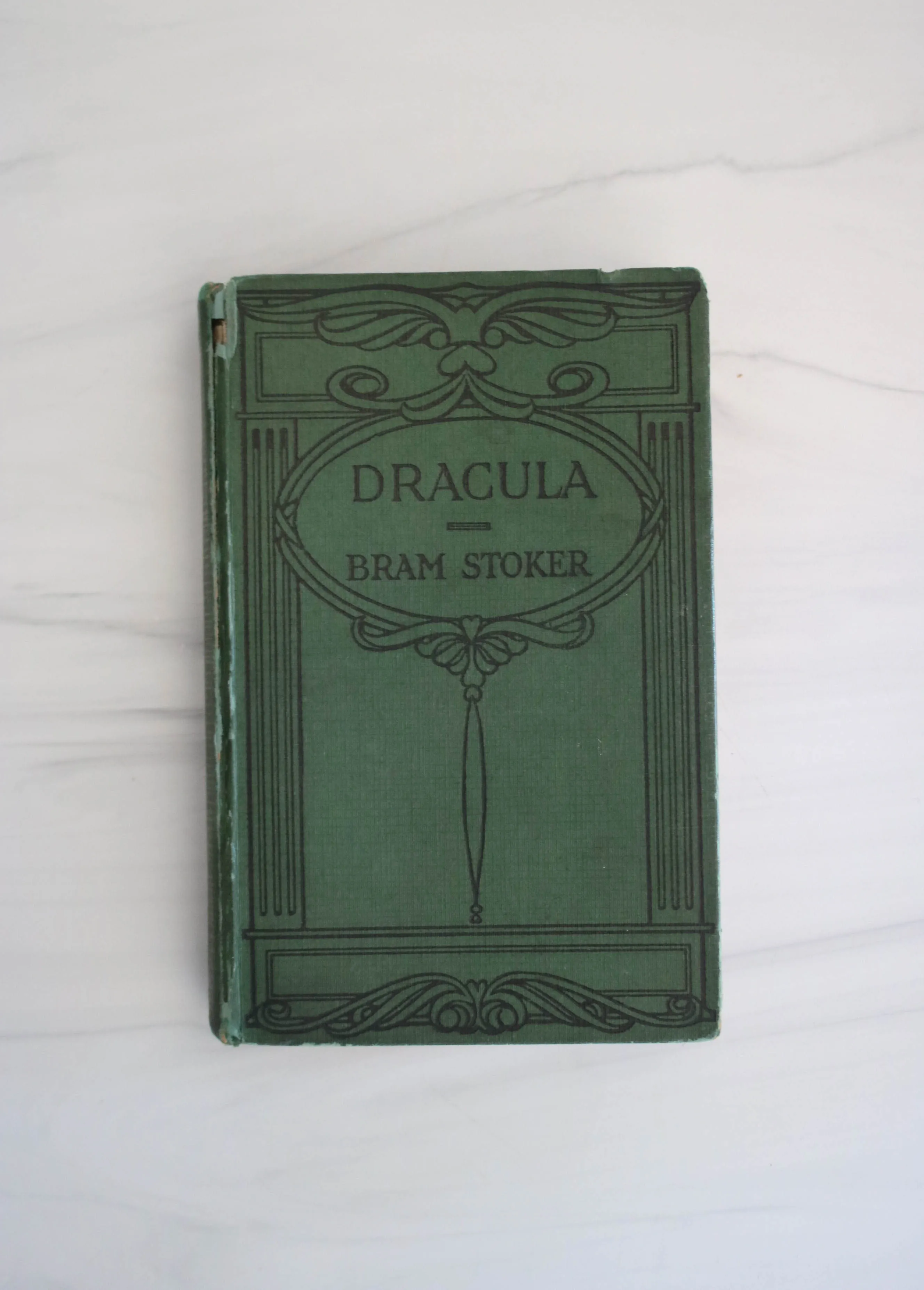 ^Dracula