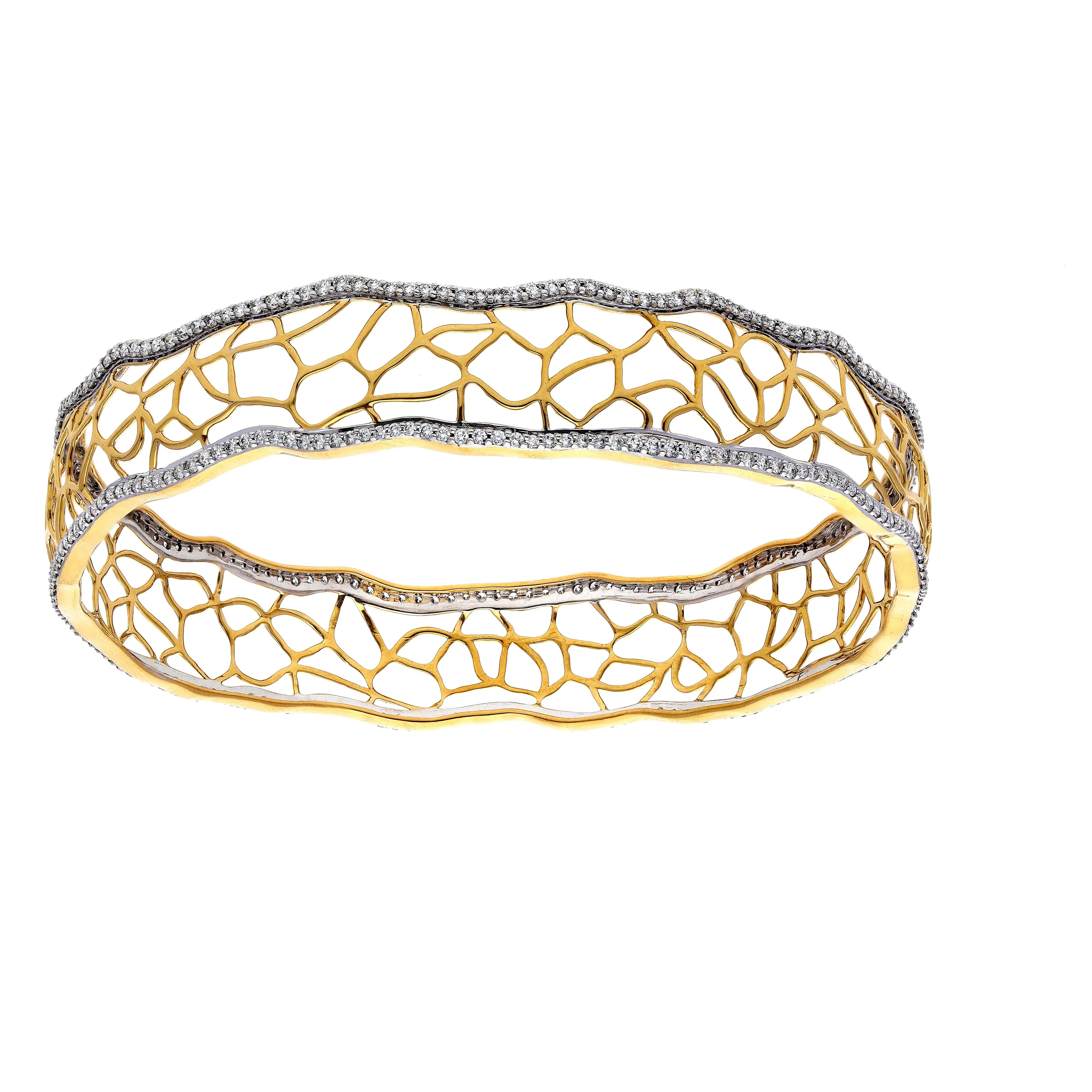 Elements Veined Diamond Bangle