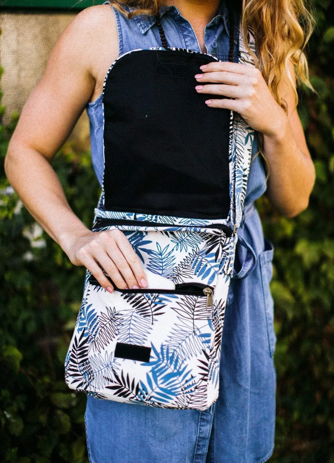 Fern Leaf Foldover Bag