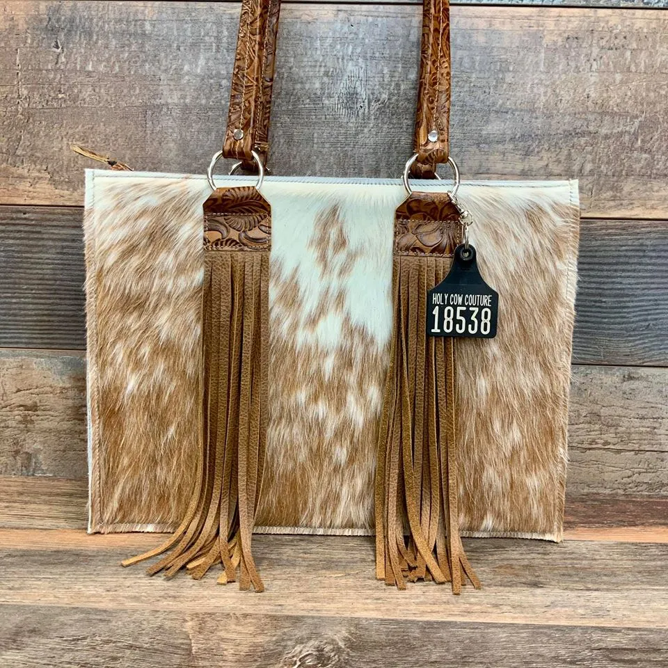 Get Outta Town Tote - #18538