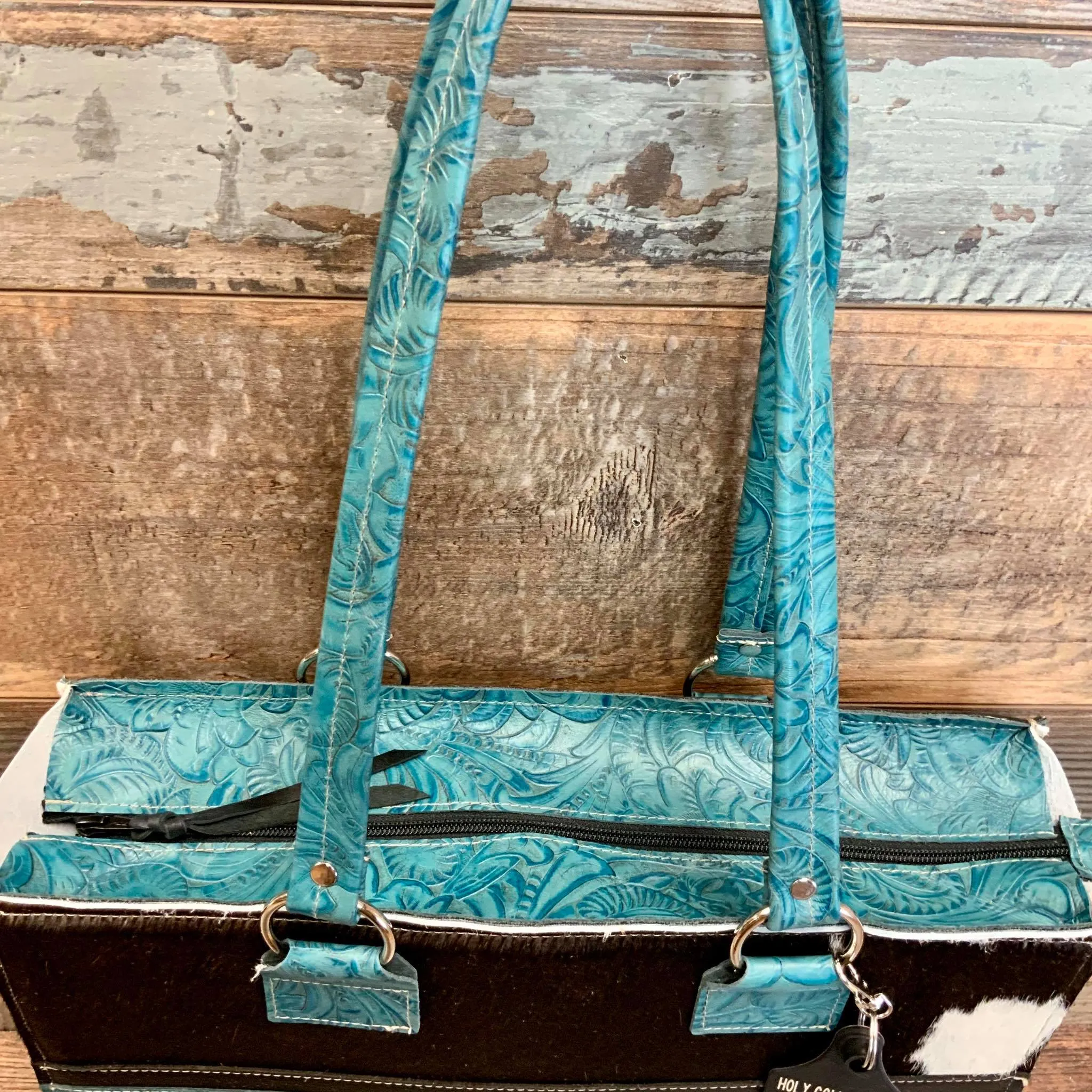 Get Outta Town Tote - #18548