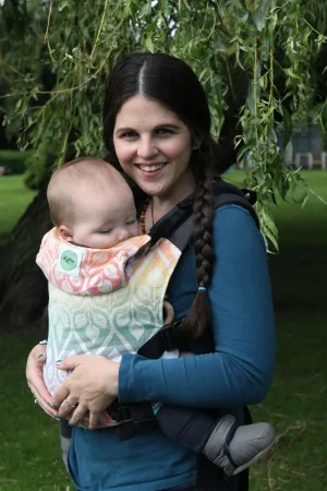 KahuBaby Carrier - La Vita Autumn Rainbow