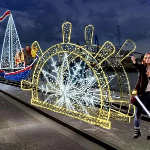 LED SHIP'S WHEEL