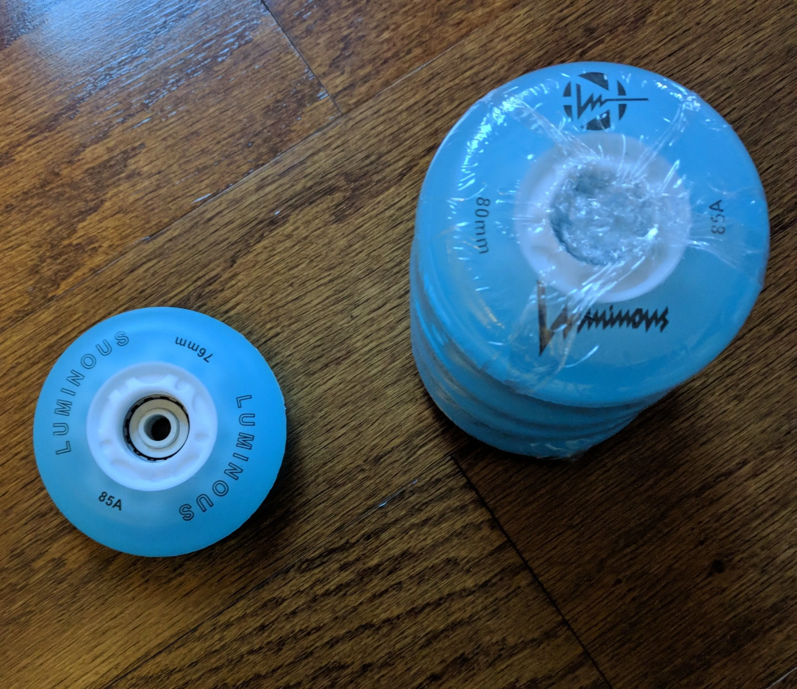 Luminous LED Inline Skate Wheels Multiple Colors 76mm 4-Pack - Sale
