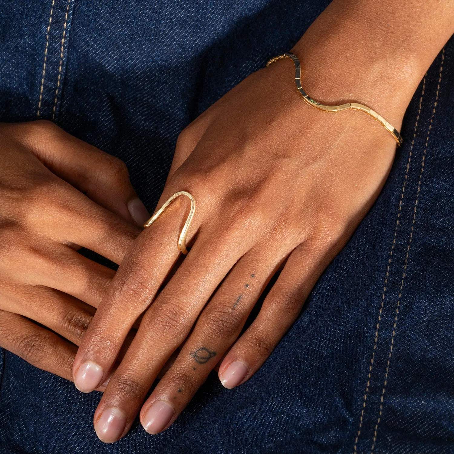 Radiant Ring | Full yellow gold