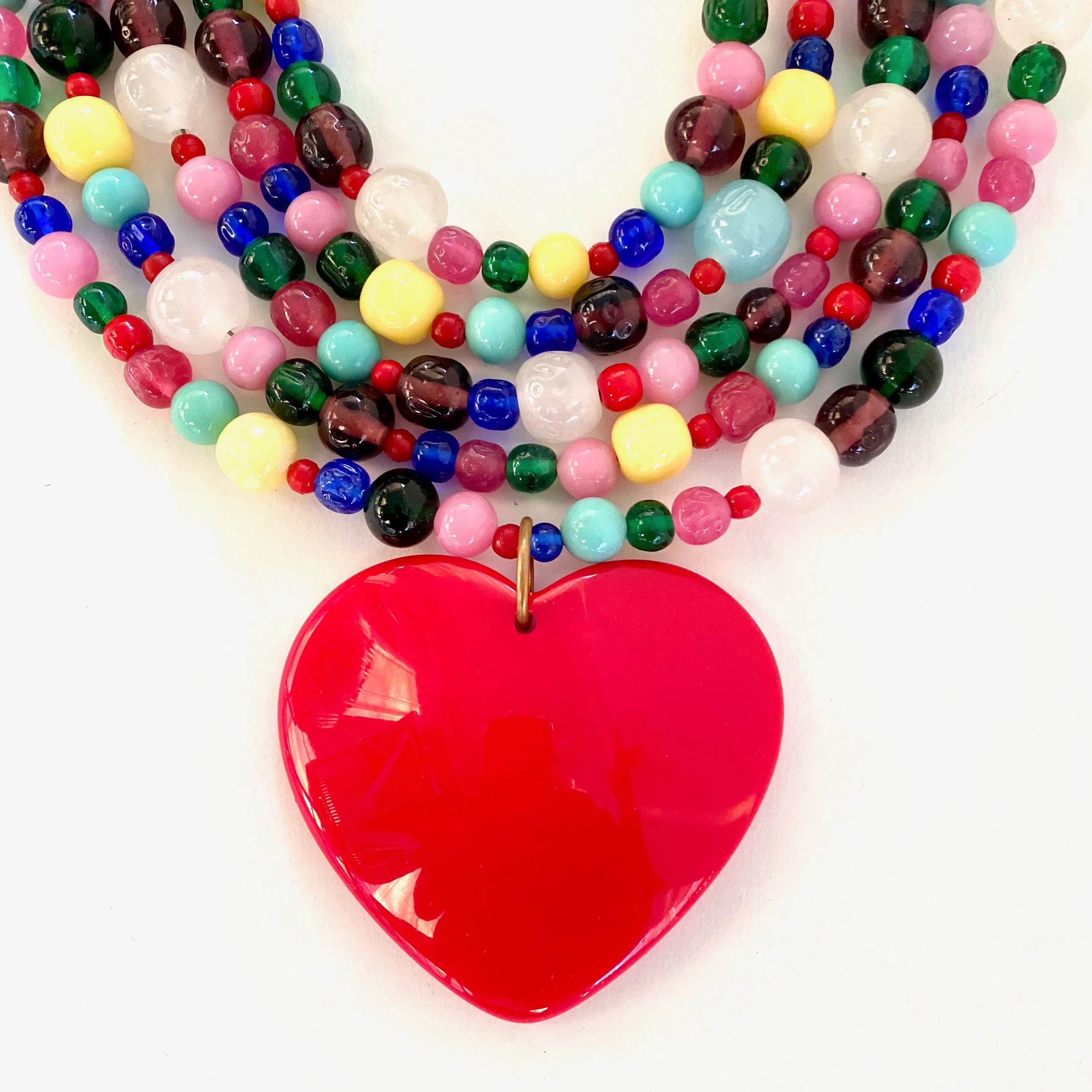Radiates With Love
