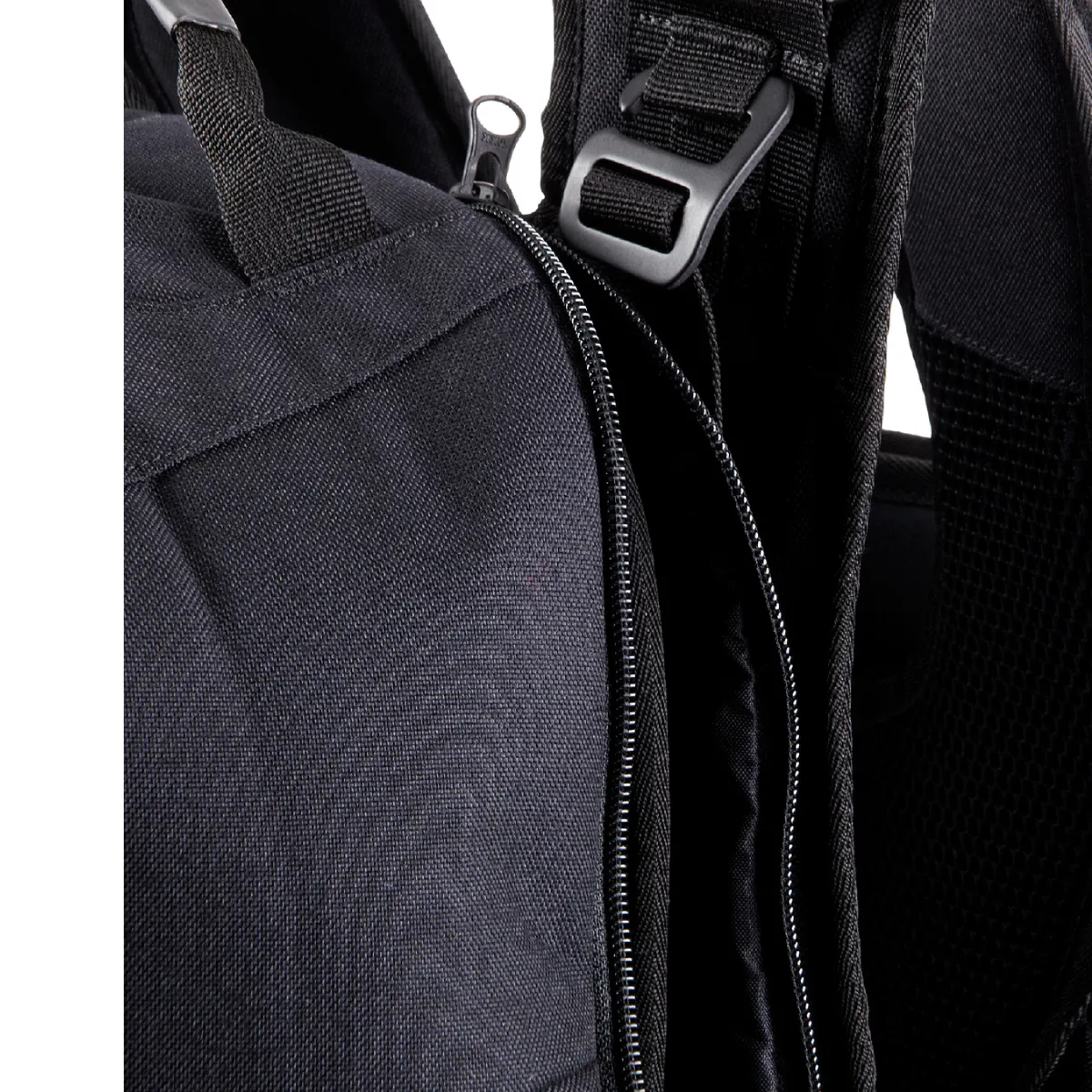 S.01 Action Daypack Zip