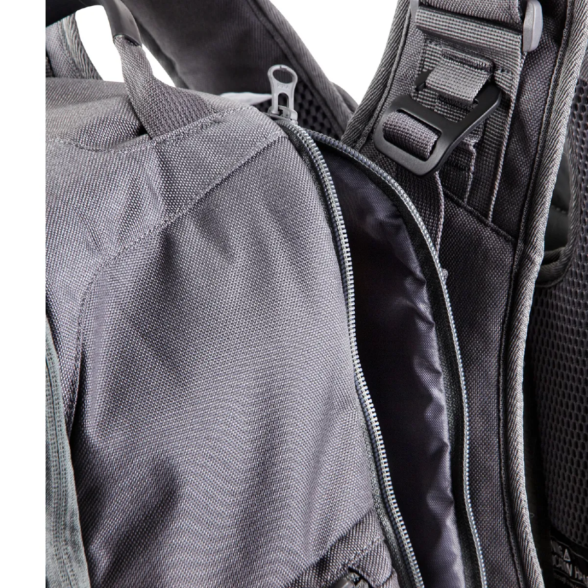 S.01 Action Daypack Zip