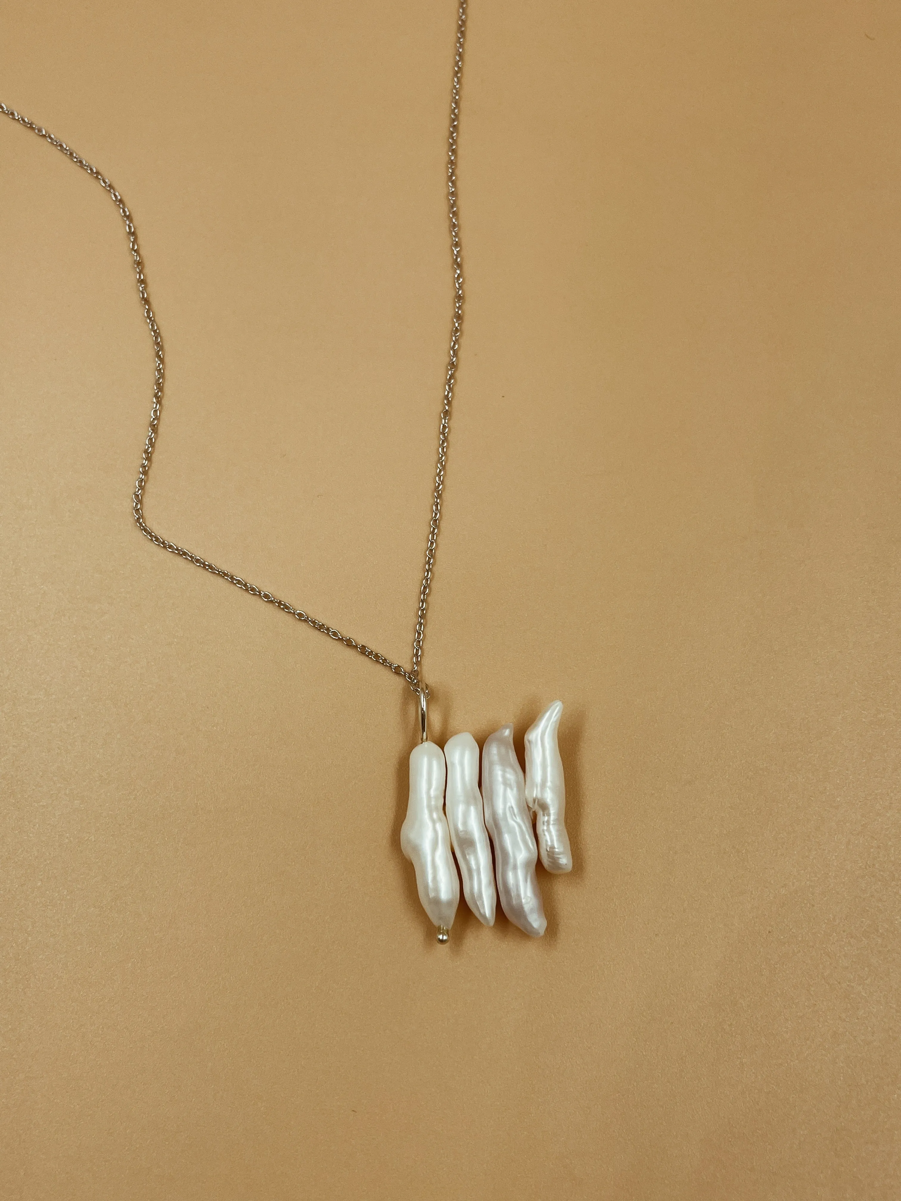 Silver Spine Pearl Pendant Necklace