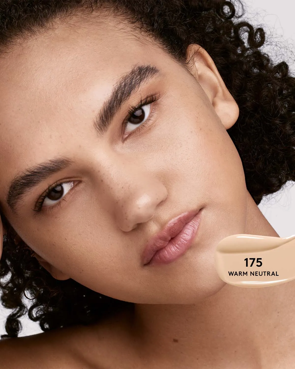 Soft'lit Naturally Luminous Longwear Foundation — 175