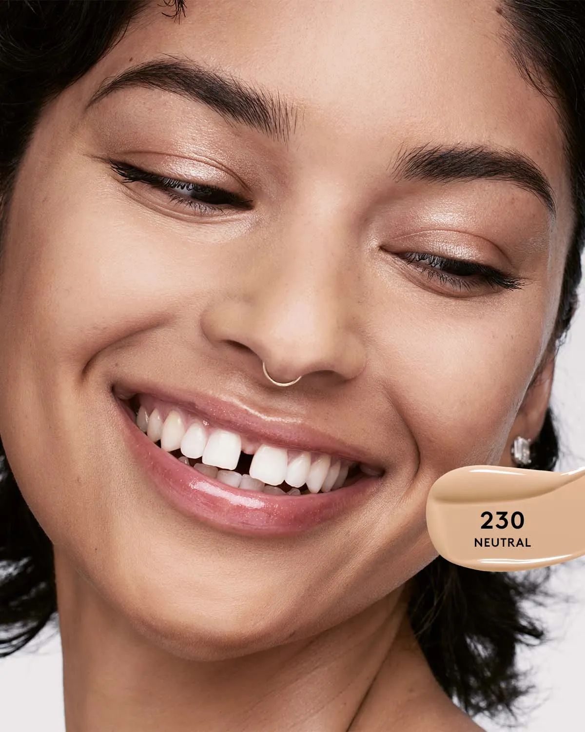 Soft'lit Naturally Luminous Longwear Foundation — 230