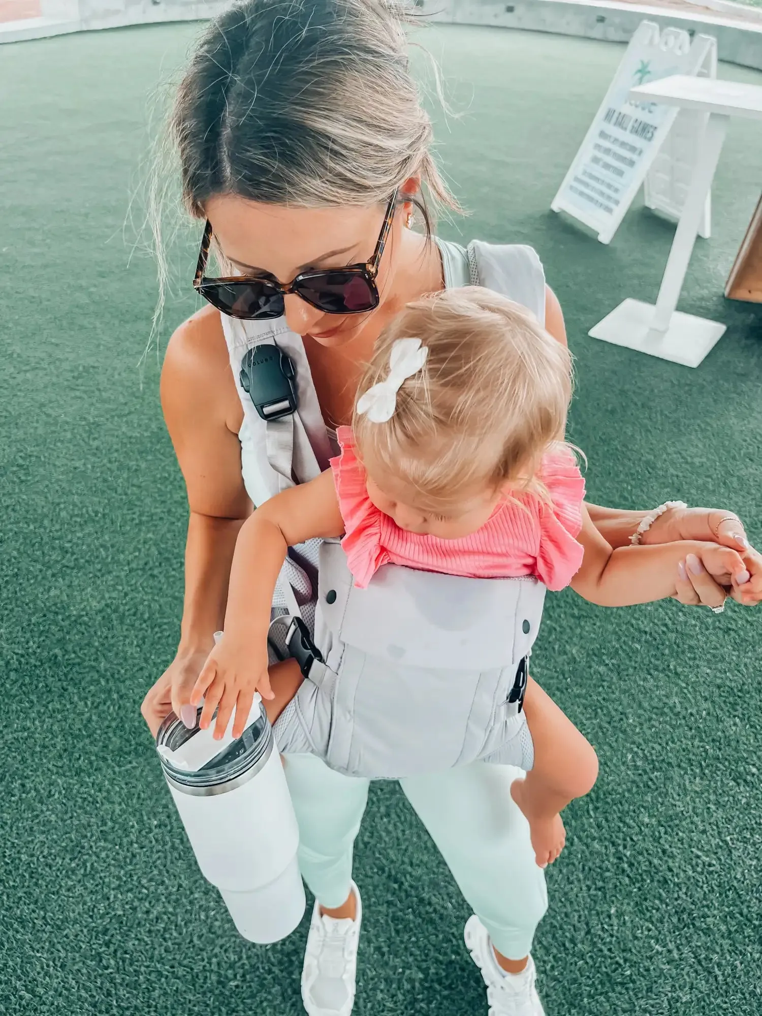 The Baby Carrier, Cool Grey