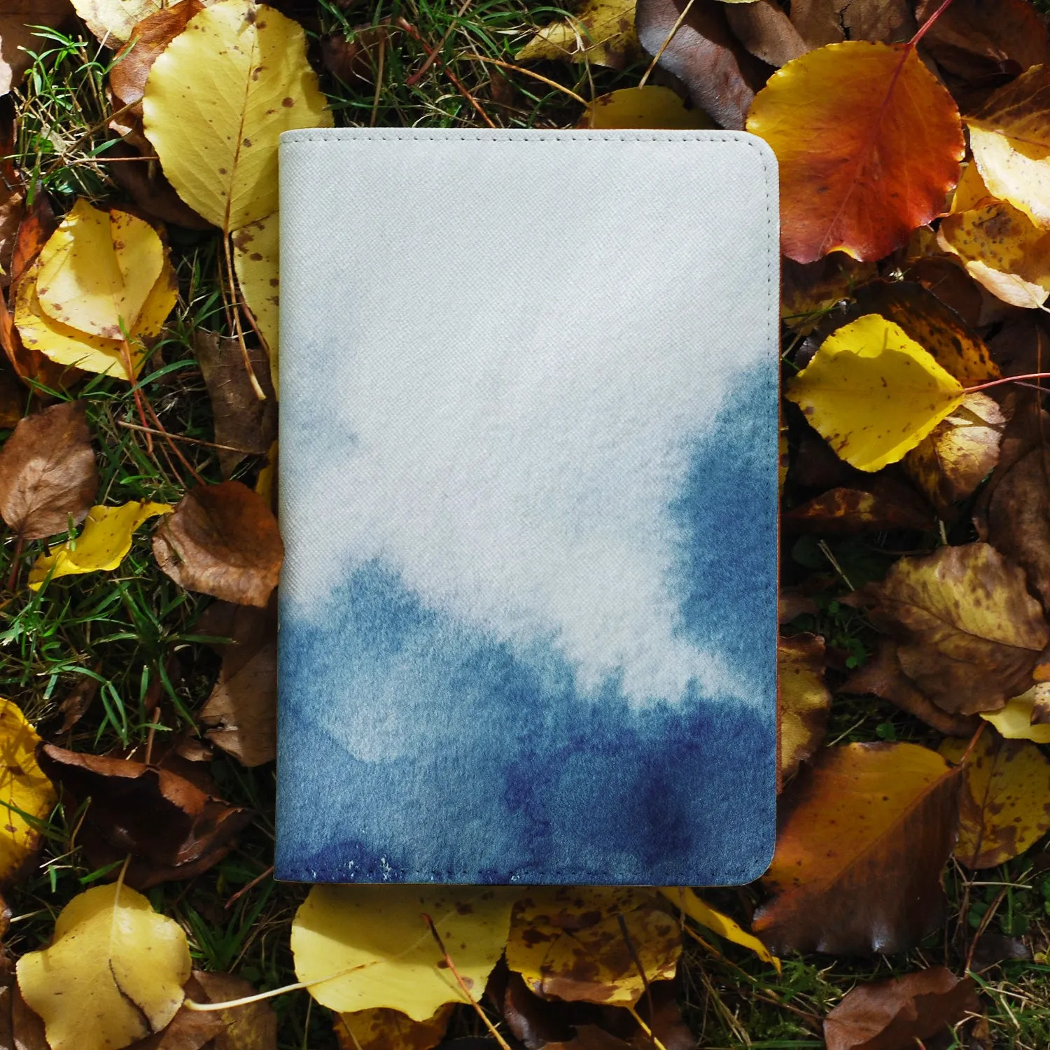 Travel Wallet - Abstract Ink Painting