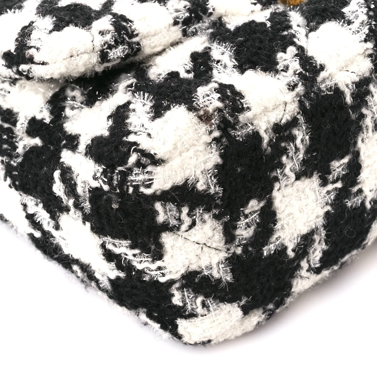 Tweed Quilted Medium Chanel 19 Flap Black Ecru White