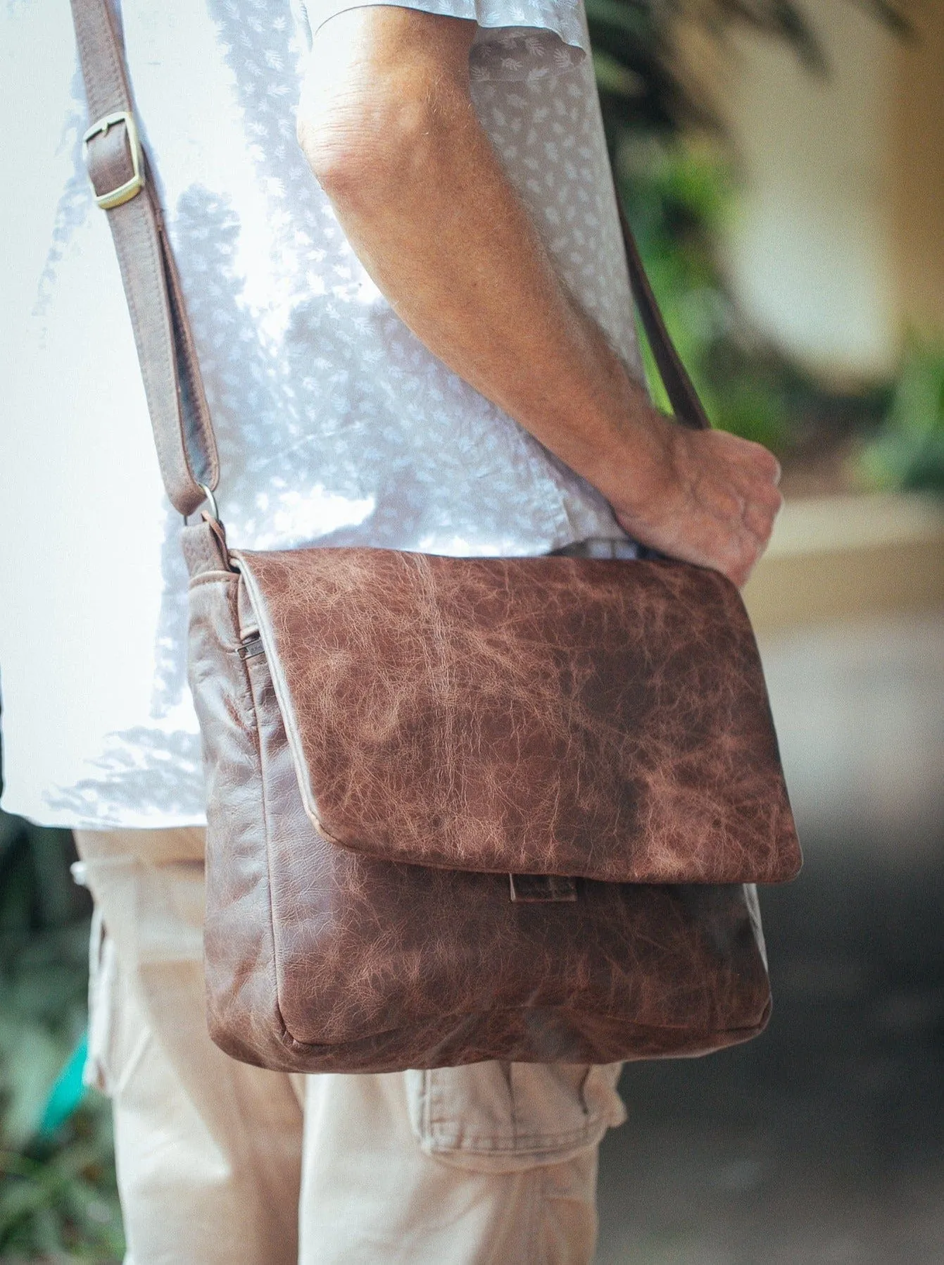 Universal Satchel Bag - Medium - Cowhide