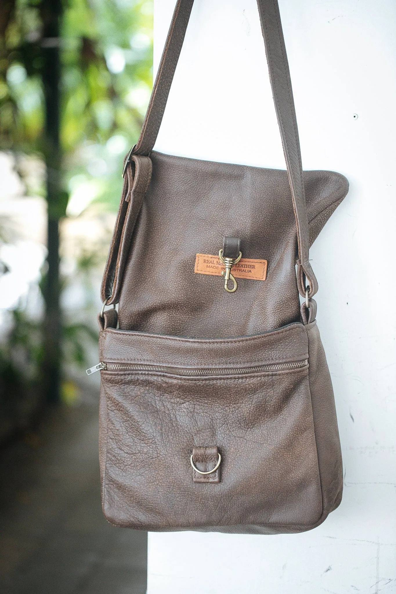 Universal Satchel Bag - Medium - Cowhide