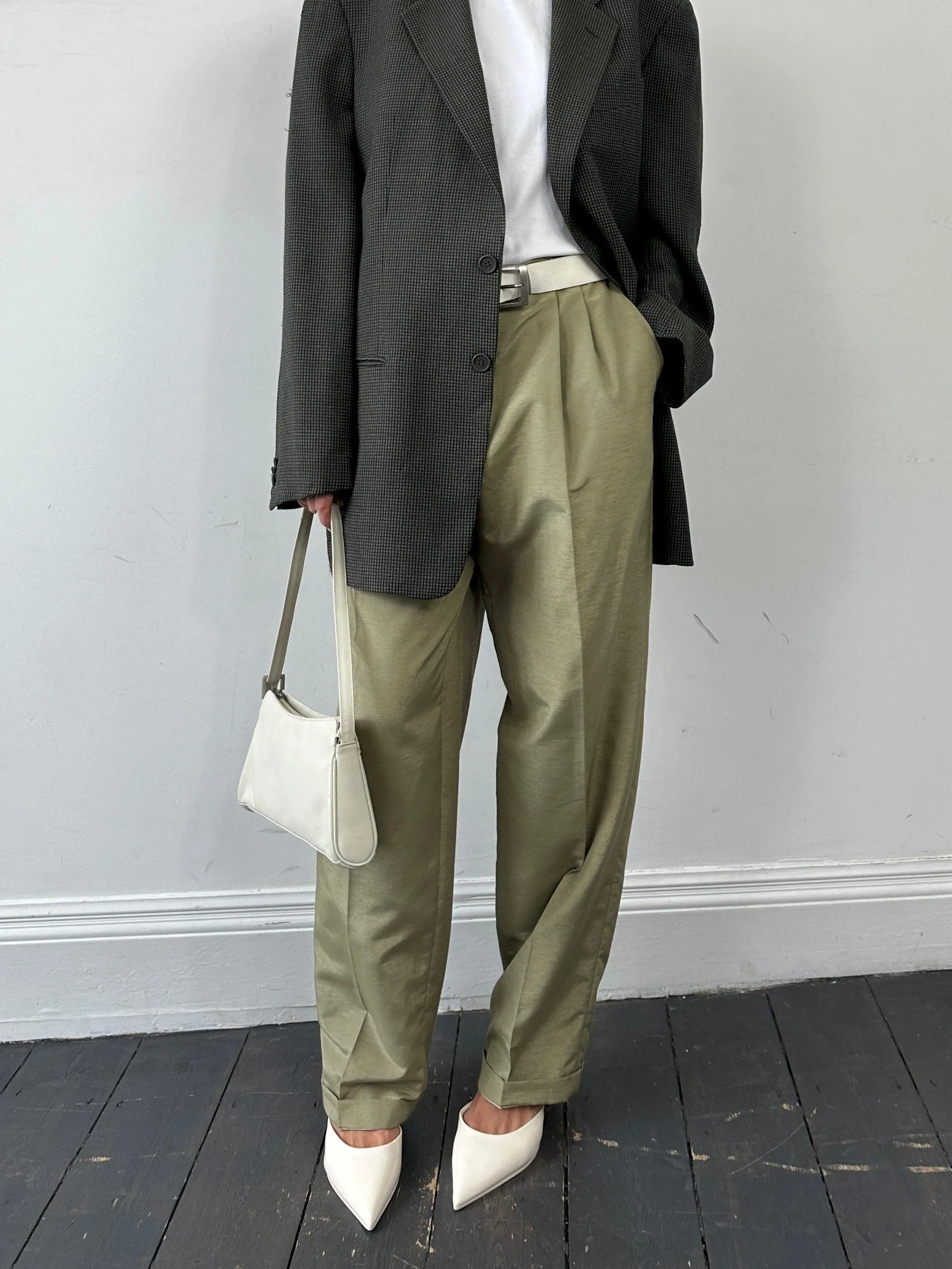 Vintage Linen Blend Satin High Waisted Straight Leg Pleated Tailored Trousers - W32