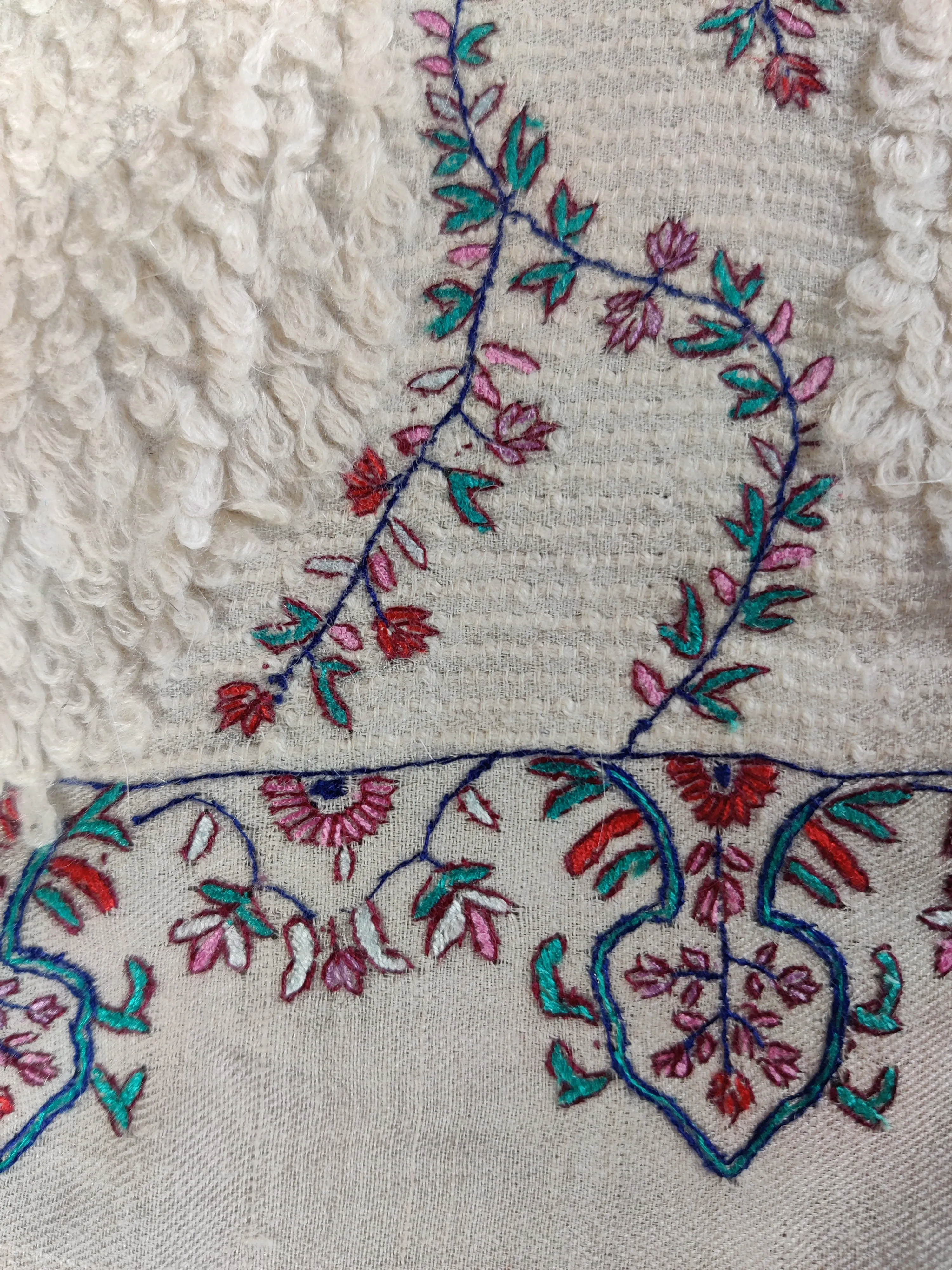 Zarif-e-Gulbahar Pure Pashmina Shawl with Sozni Embroidery