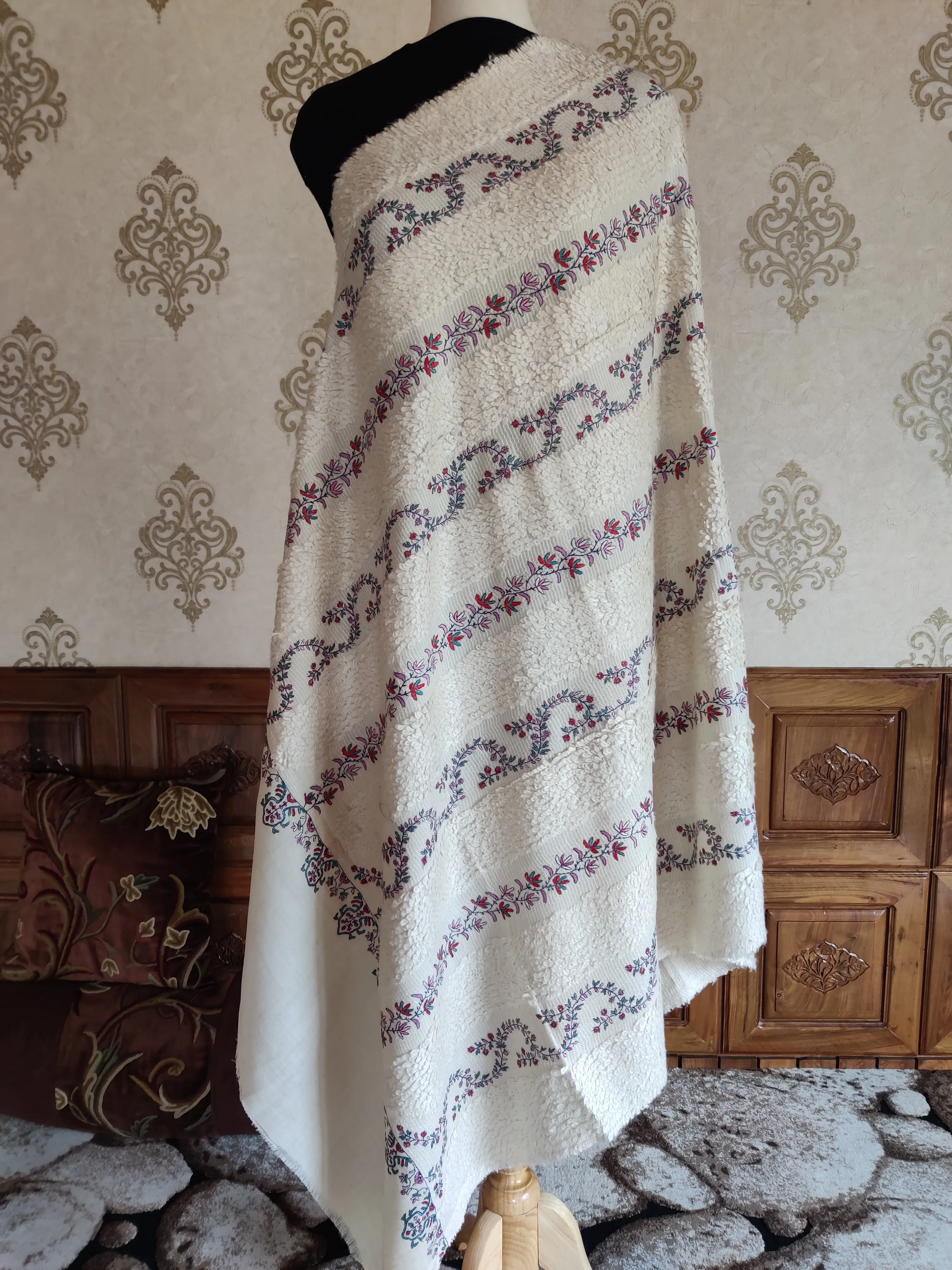 Zarif-e-Gulbahar Pure Pashmina Shawl with Sozni Embroidery