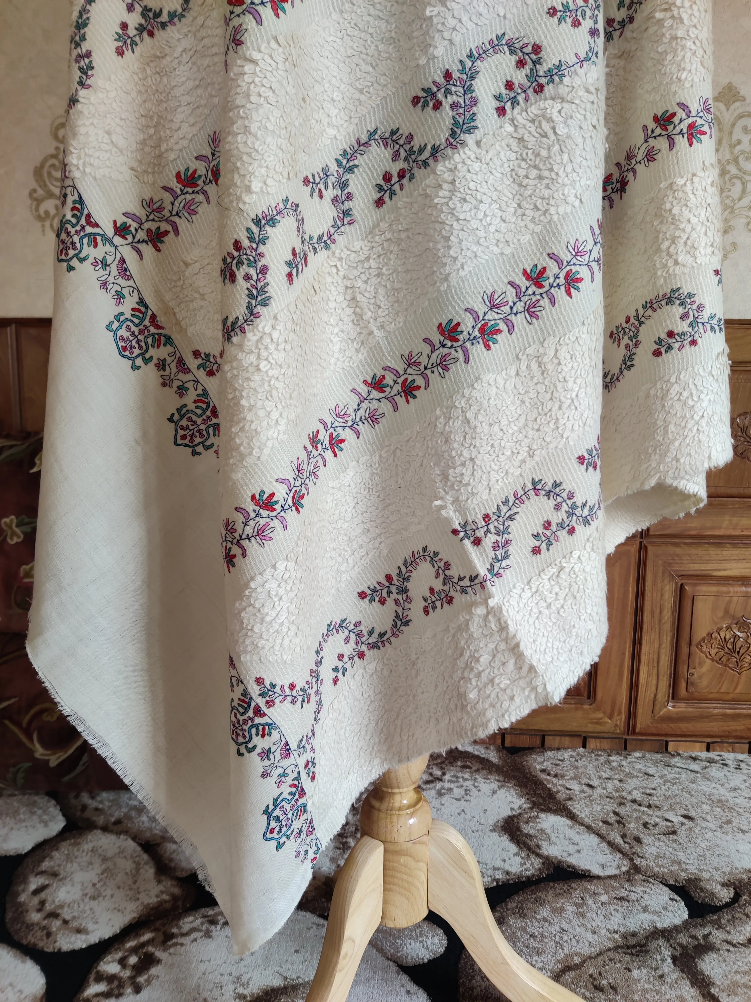 Zarif-e-Gulbahar Pure Pashmina Shawl with Sozni Embroidery