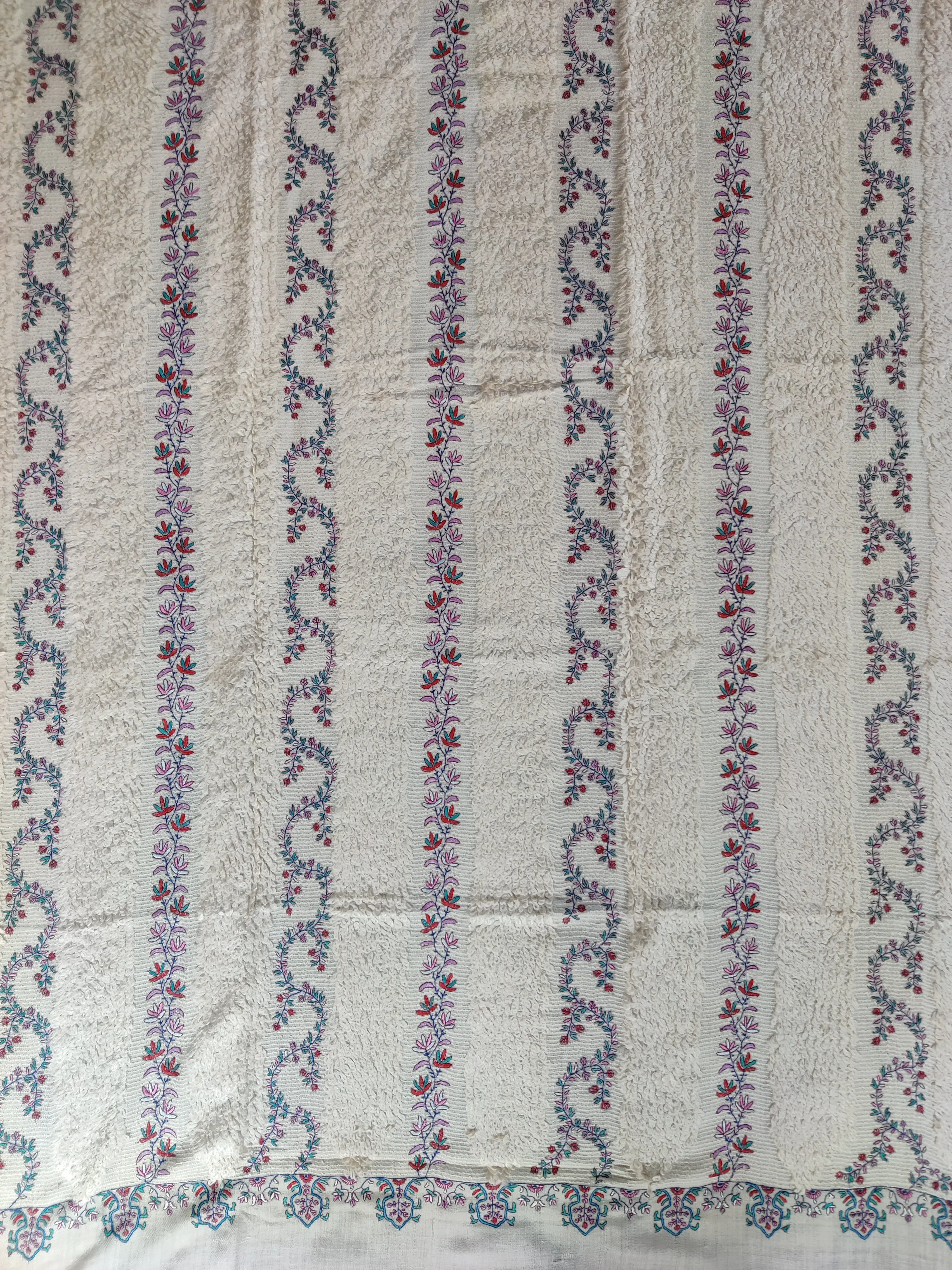 Zarif-e-Gulbahar Pure Pashmina Shawl with Sozni Embroidery