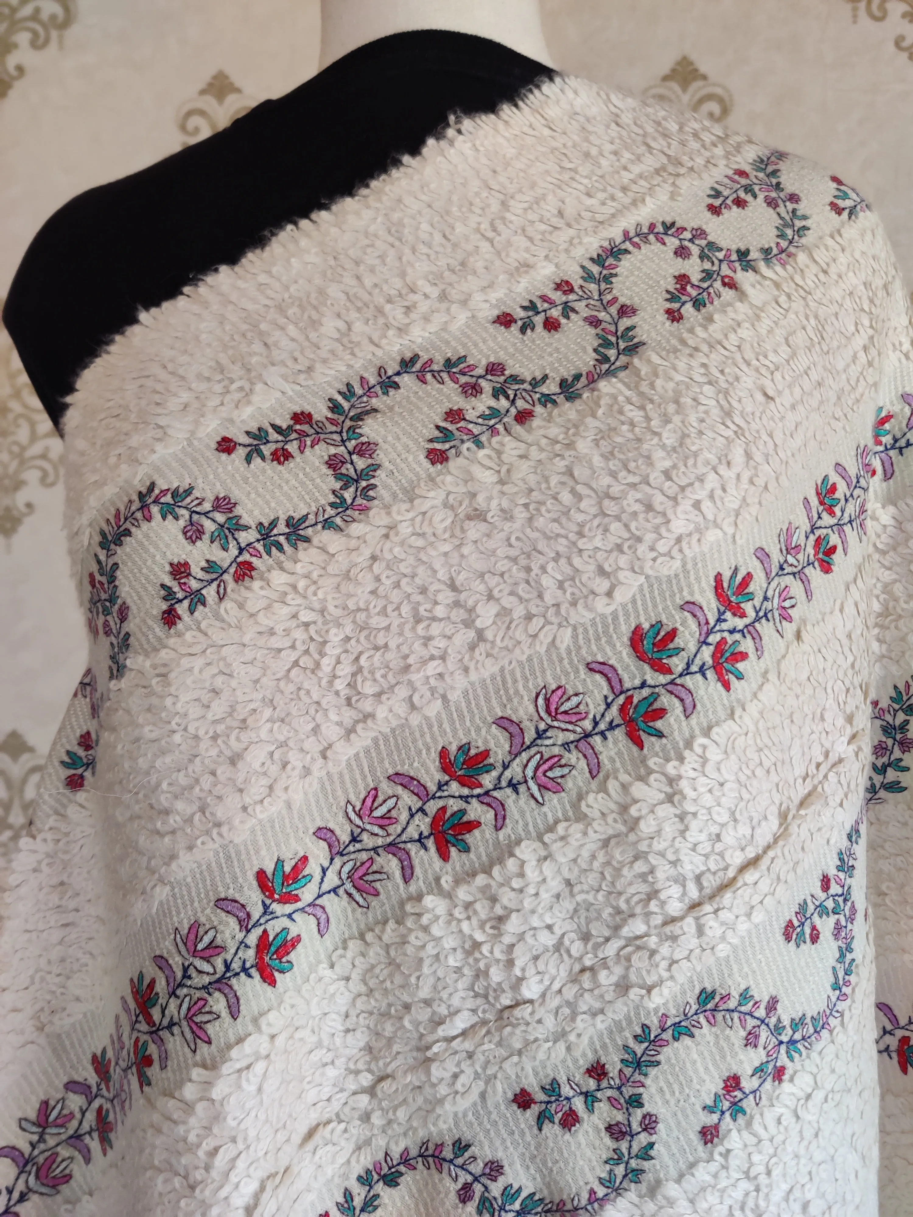 Zarif-e-Gulbahar Pure Pashmina Shawl with Sozni Embroidery