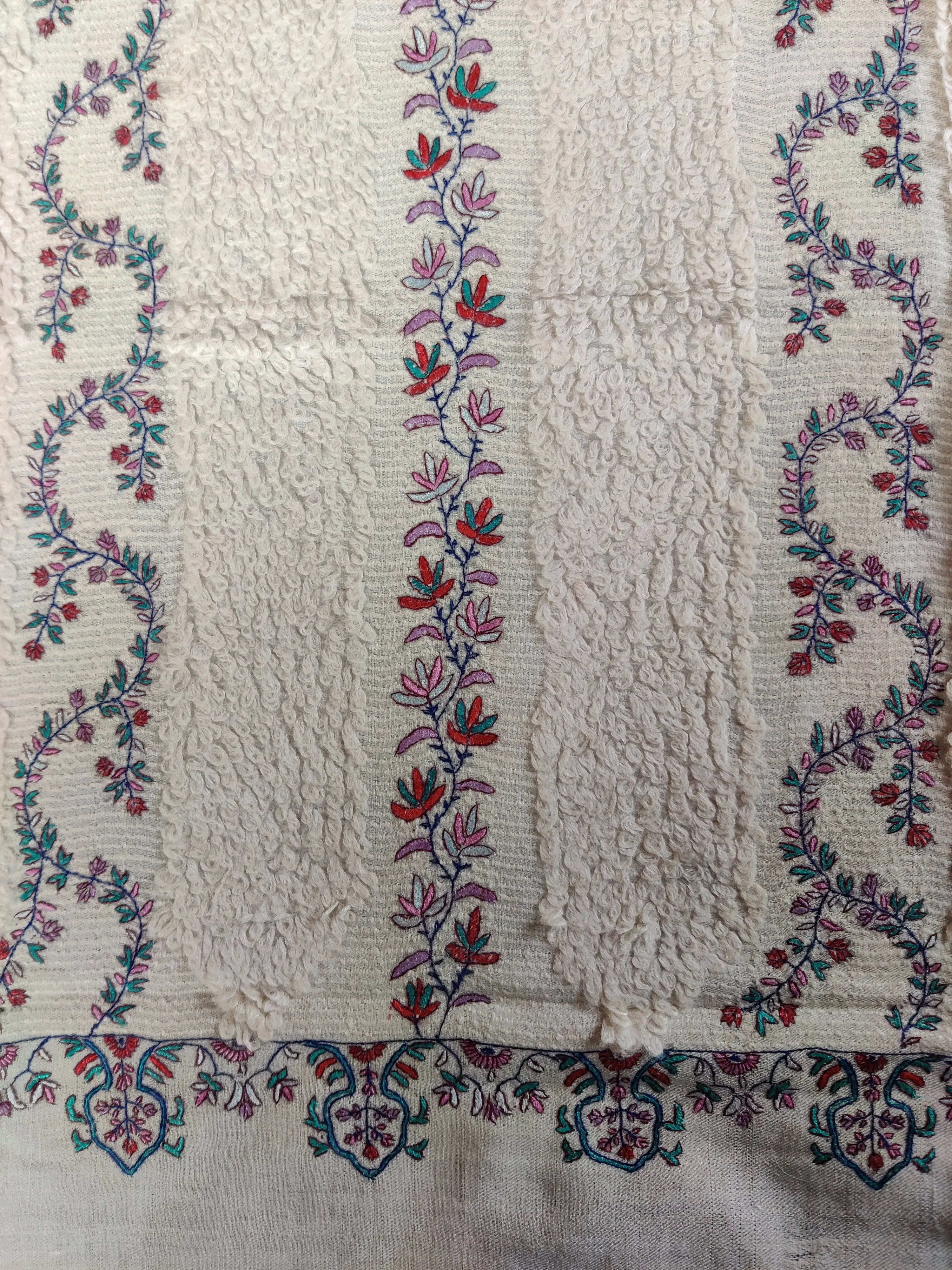 Zarif-e-Gulbahar Pure Pashmina Shawl with Sozni Embroidery
